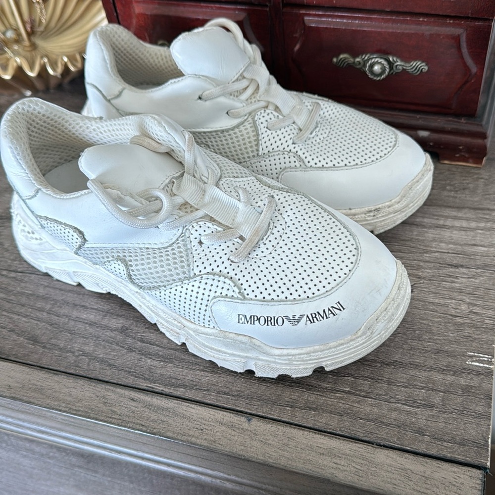 Armani White Leather Trainers (USED)
